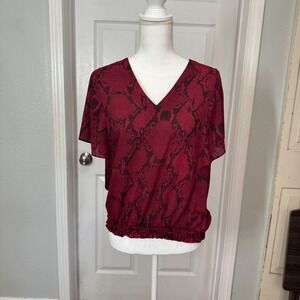 Banana Republic Red Snakeskin Print Blouse Women's Size M Short Sleeve
